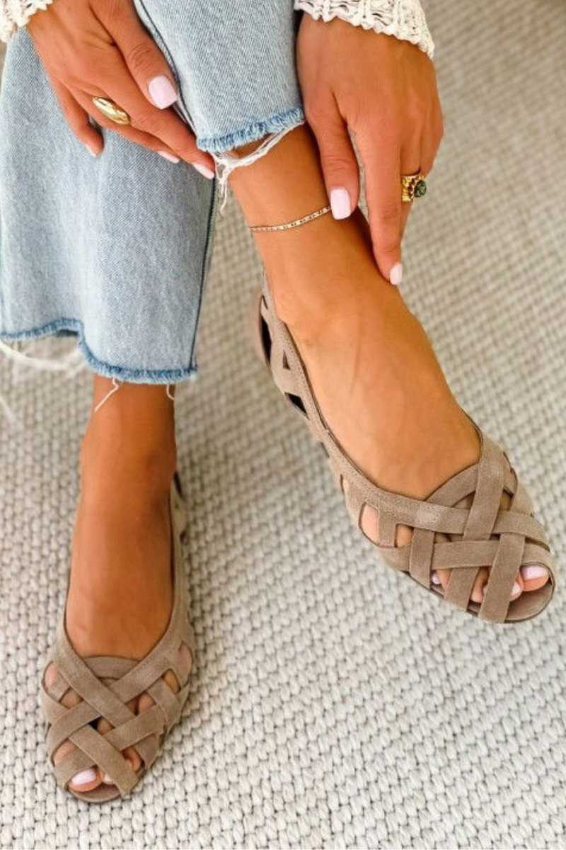 Beige / 43