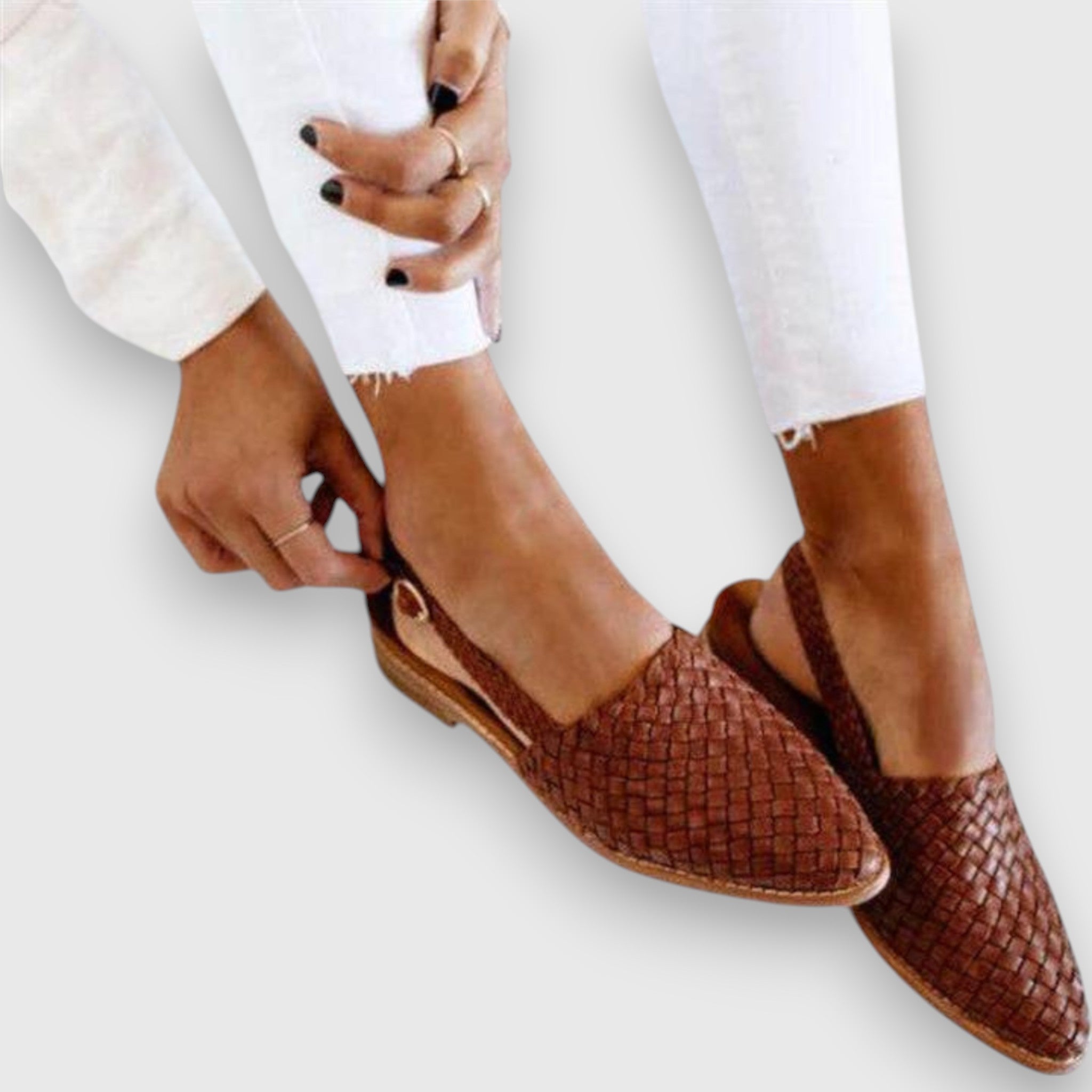 Brown / 5 US | 36 EU