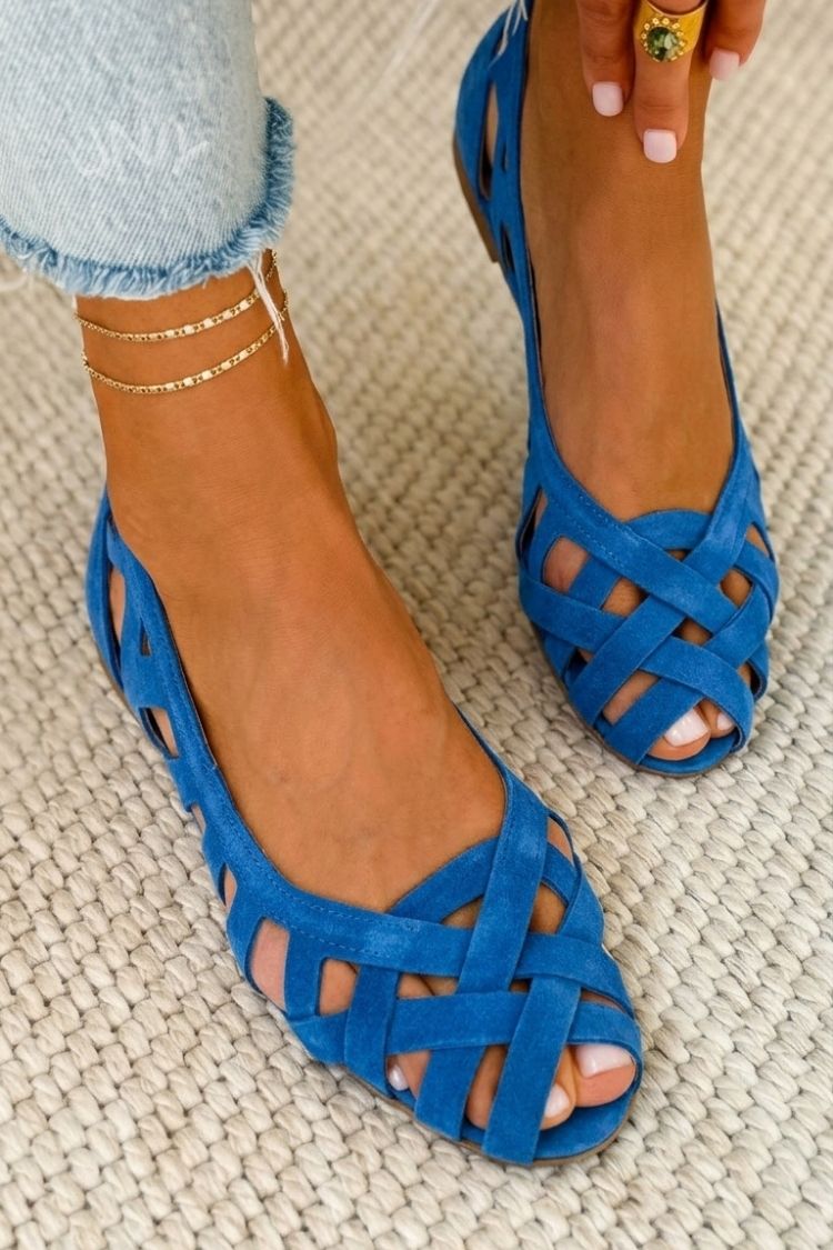Blue / 14
