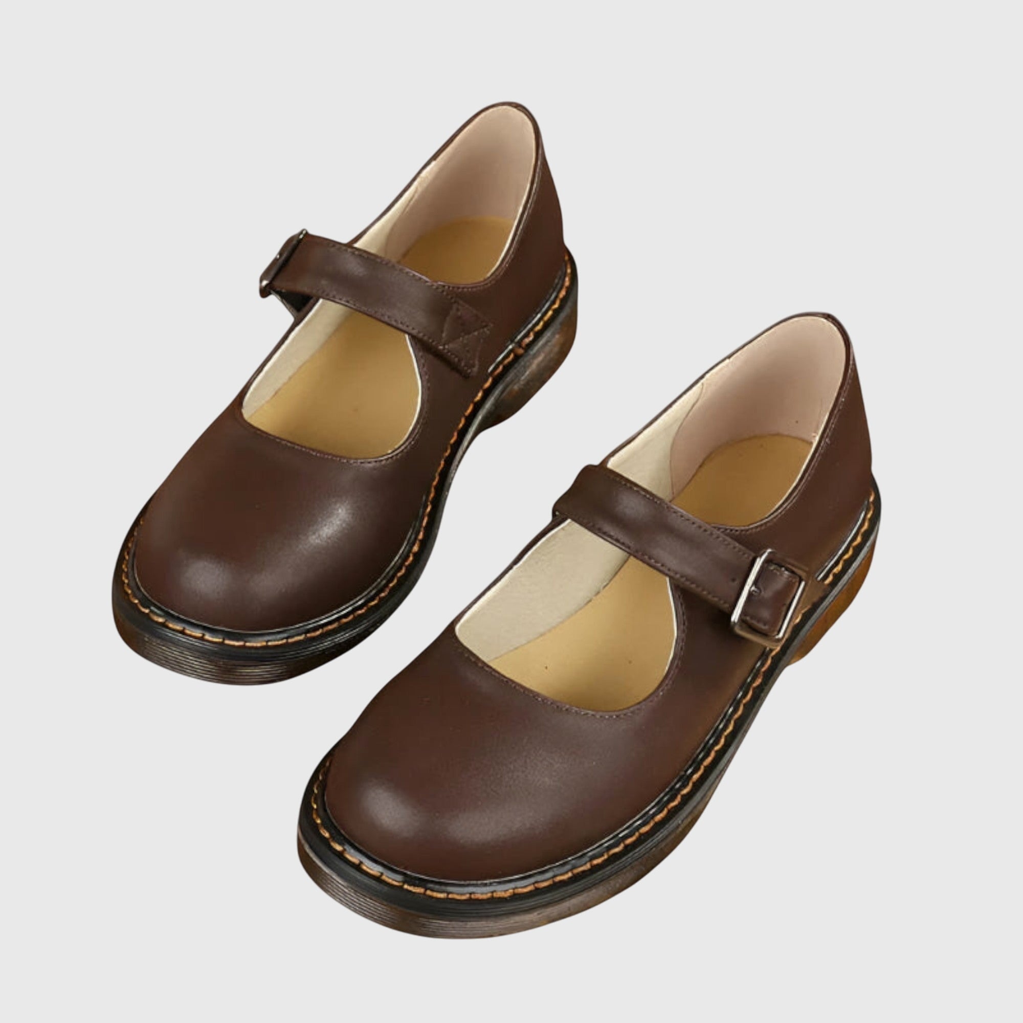 Brown / 4 US | 35 EU