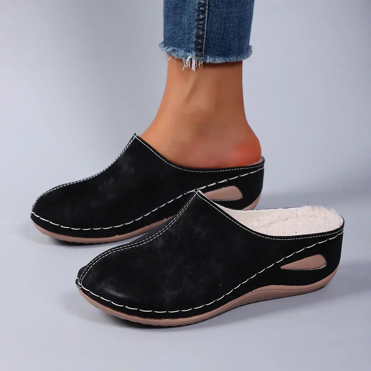 Black / US 10.5 (43)