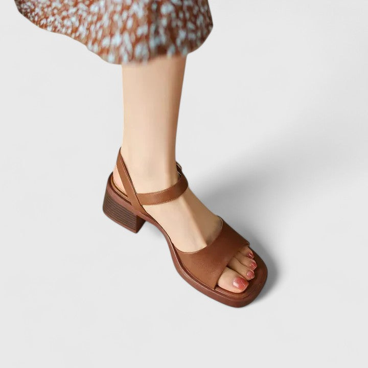 Brown / 5 US | 36 EU
