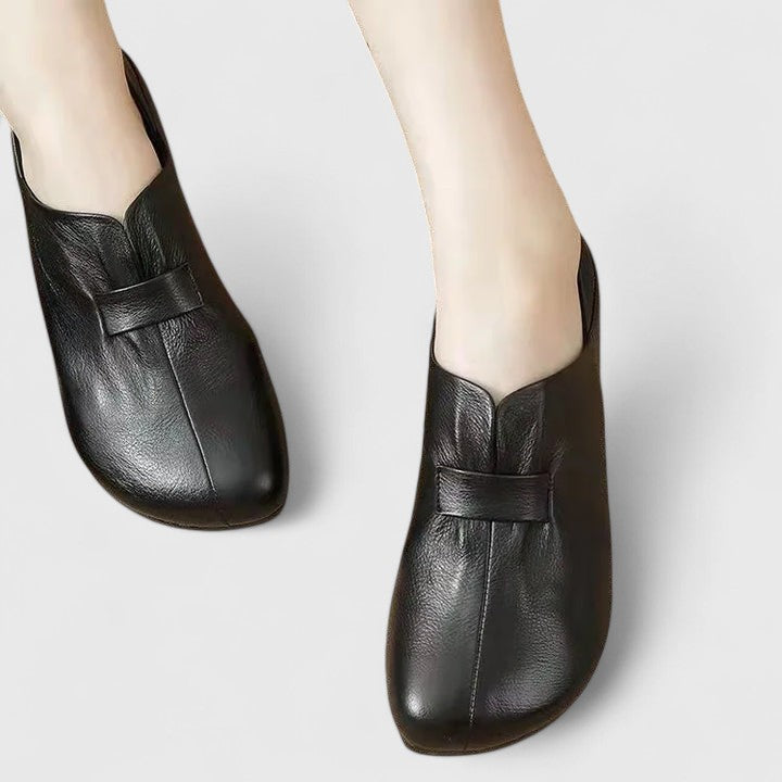 Black / 10 US | 41 EU