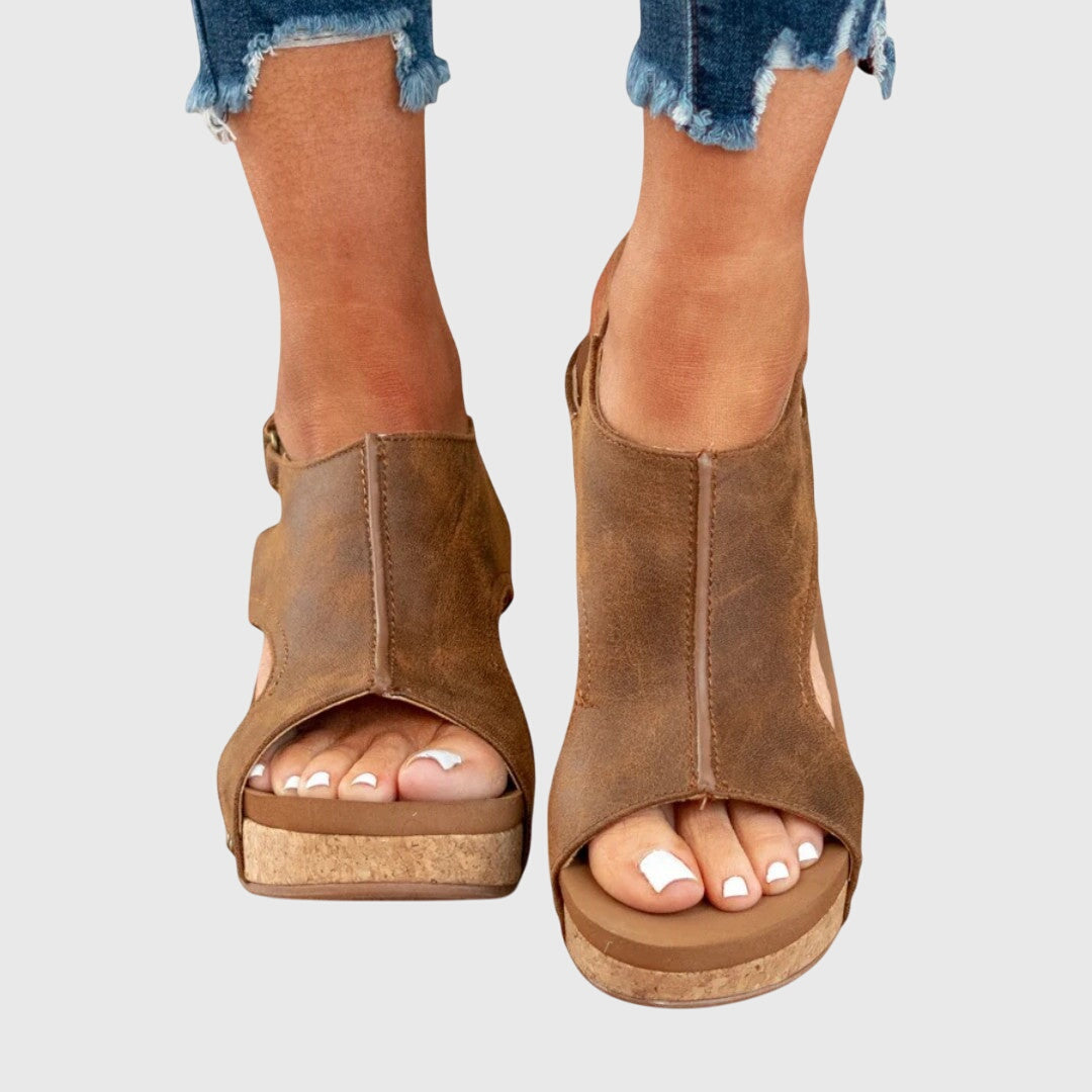 Brown / 4 US | 35 EU