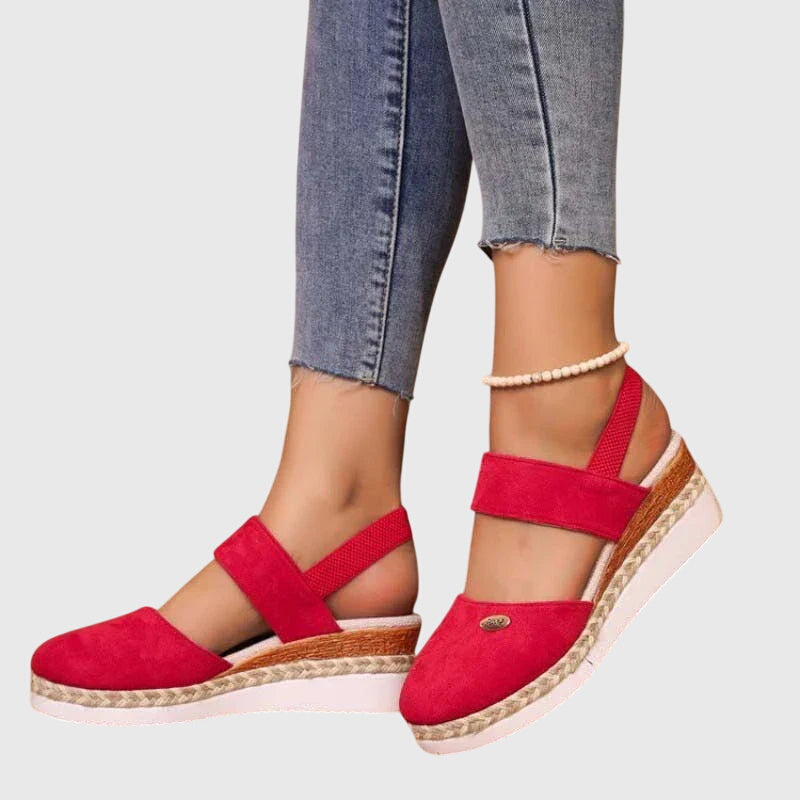 Red / 5 US | 36 EU