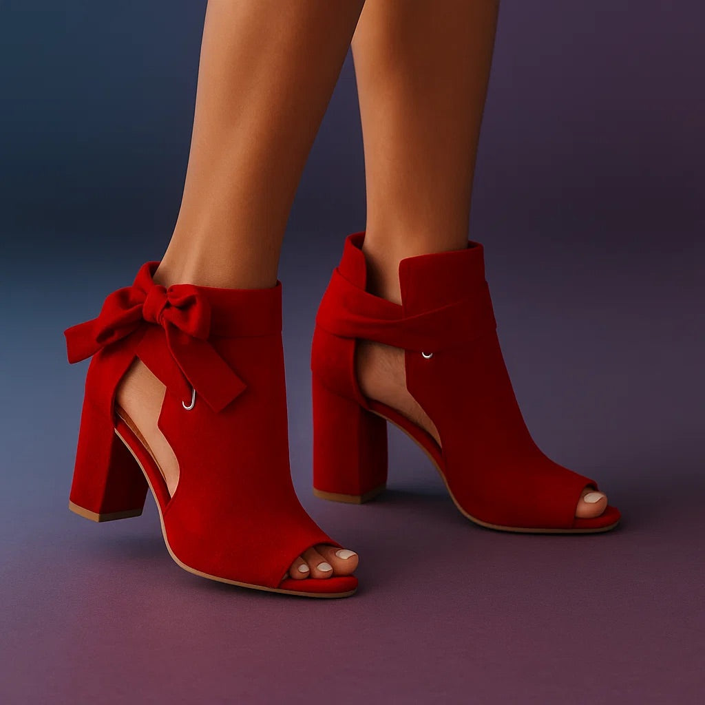 Red / 11